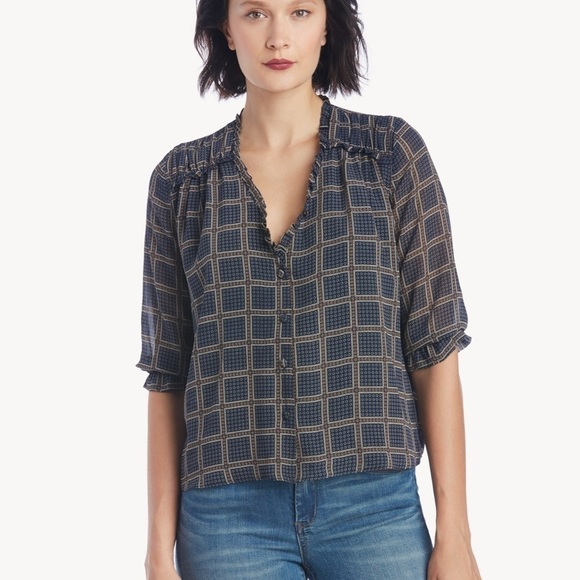 D.RA Los Angeles Empire V Neck Geometric Top - Picture 4 of 5